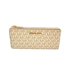 Michael Kors Jet Set Travel Large Three Quarter Zip Wallet Vanilla MK Logo